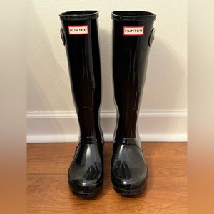 Hunter Women’s Original Tall Gloss Rain Boots